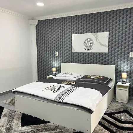 Adel Apartman Kisujszallas Kültér fotó