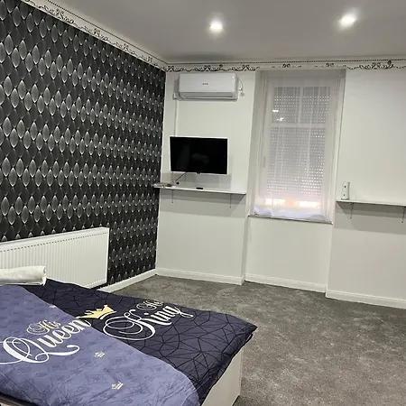 Adel Apartman Kisujszallas Kültér fotó