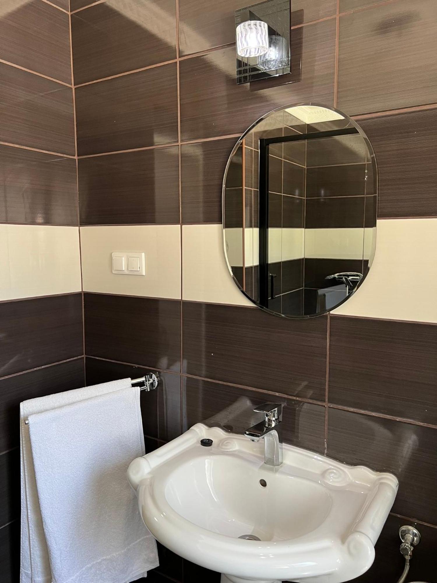 Apartment Adel Kisujszallas
